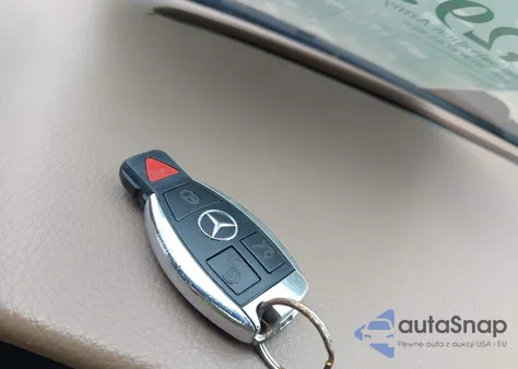 2000 Mercedes-Benz E 320 z USA, uszkodzony, nr VIN WDBJF65JOYB032596